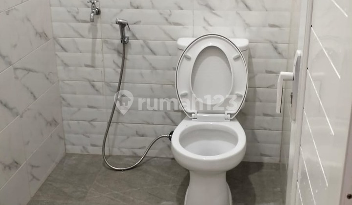 Rumah Strategis Siap Huni di Puri Anjasmoro 2