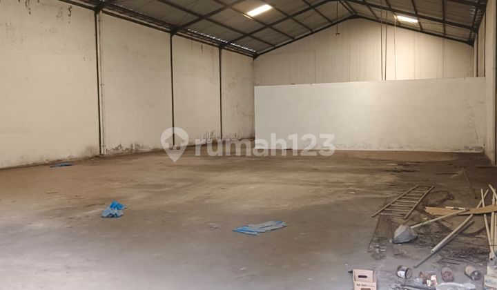 Gudang di Kawasan Industri dan Pergudangan Candi Gatot Subroto 2