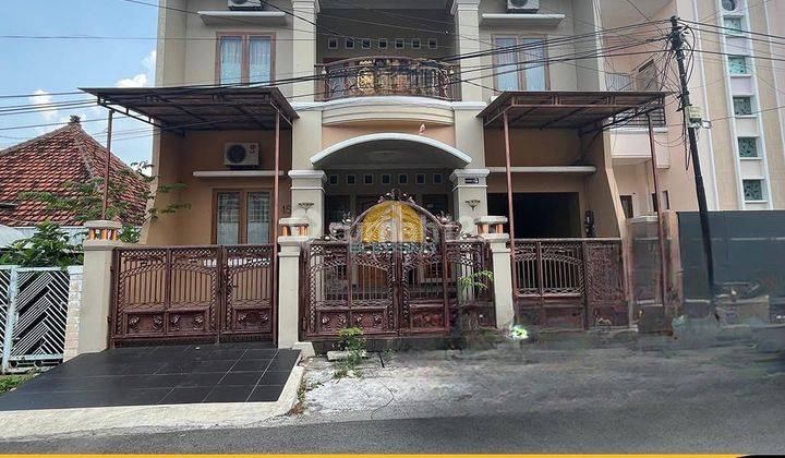 Rumah Bagus di Semarang Tengah Jalan Anggrek 1