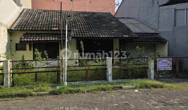 Dijual Murah Rumah Hitung Tanah di Puri Anjasmoro 2