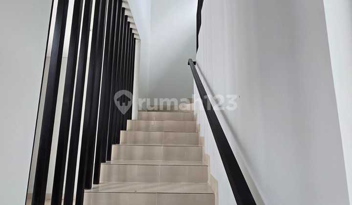 Rumah Bagus Furnish Siap Pakai di Cluster Bsb The Miles 2