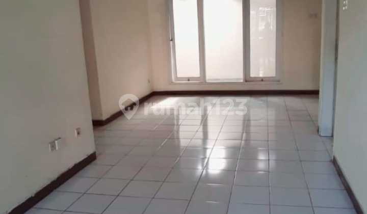 For Sale Nice and Ready-to-Occupy House in Graha Padma 2