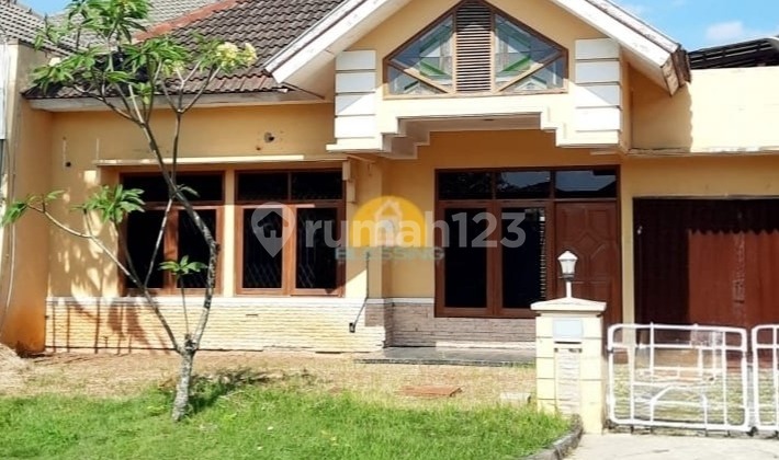 Rumah Cluster Eksklusif Siap Huni di Graha Estetika 1