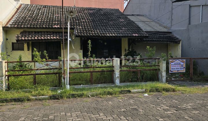Dijual Murah Rumah Hitung Tanah di Puri Anjasmoro 1