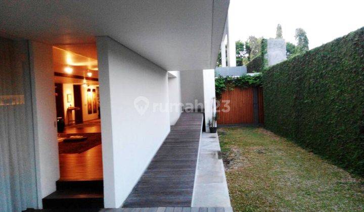 Luxury Home Bagus Strategis di Gajahmungkur 2