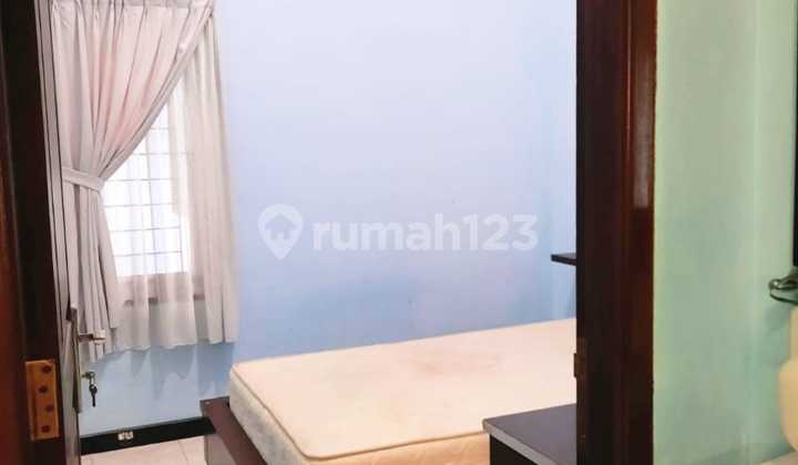 Rumah Cluster Bagus Siap Huni di Graha Estetika 2