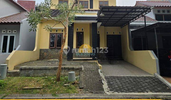 Rumah Bagus Siap Huni di Graha Taman Bunga Bsb City 1