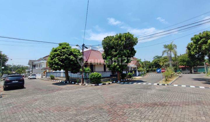 Rumah Luas Mewah Bagus di Srondol Bumi Indah 2