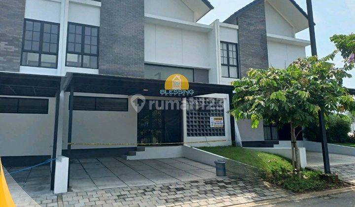 Disewakan Rumah Baru Boulevard Depan Taman di The Miles Bsb 1