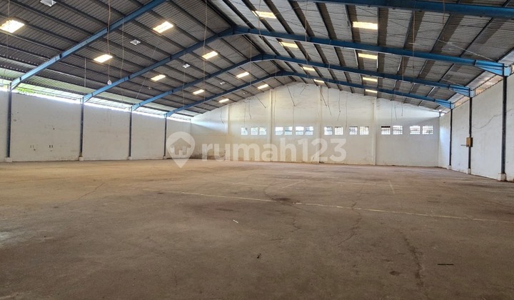 Good, Spacious Warehouse, Ready to Use in Gatot Subroto 1