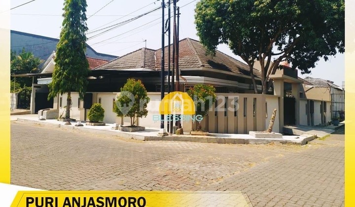Rumah Hook Bagus Strategis Siap Pakai di Puri Anjasmoro 1