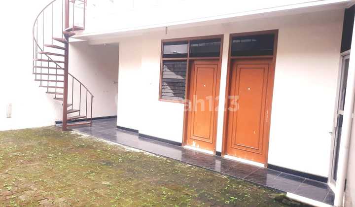 Rumah Cluster Eksklusif Siap Huni di Graha Estetika 2