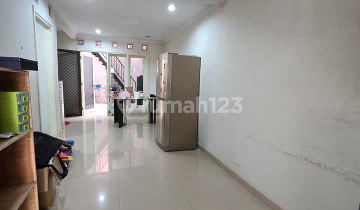 Comfortable House Ready to Occupy in Semarang Indah, West Semarang 2