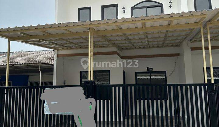 rumah baru 2 lantai minimalis modern Rumah 2