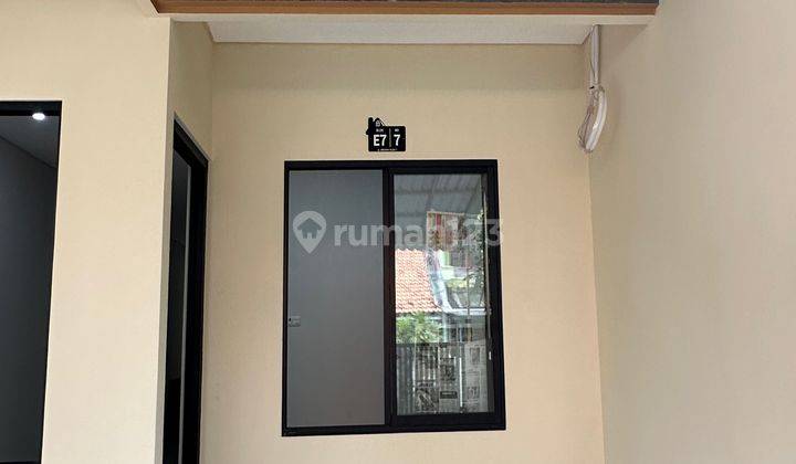 Rumah baru 2 lantai minimalis modern bagus Rumah 2