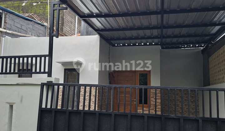 Cheap 1st Floor Minimalist House in Padangsambian Cn