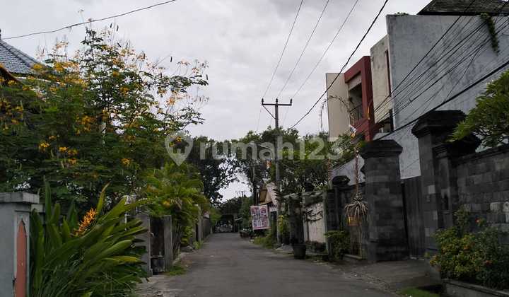 Rumah 3 Lantai SHM IMB Lengkap Ada Pool di Renon Her 2