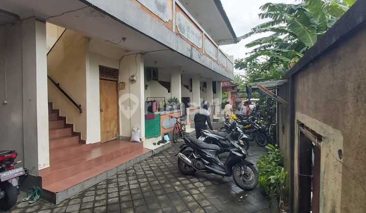 Kost 16 Kamar Full Penghuni Plus Ac di Renon Krespu+1