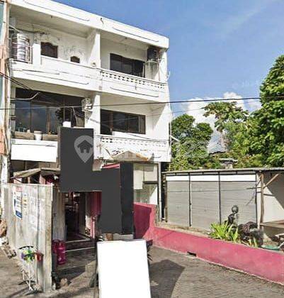 3-Storey Shophouse for Rent on Jl Nakula Legian LC 1