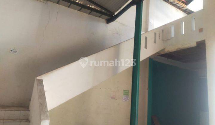 Gudang Siap Pakai Di Jalan Cigondewah, Bandung Akses Truk Dobel 6