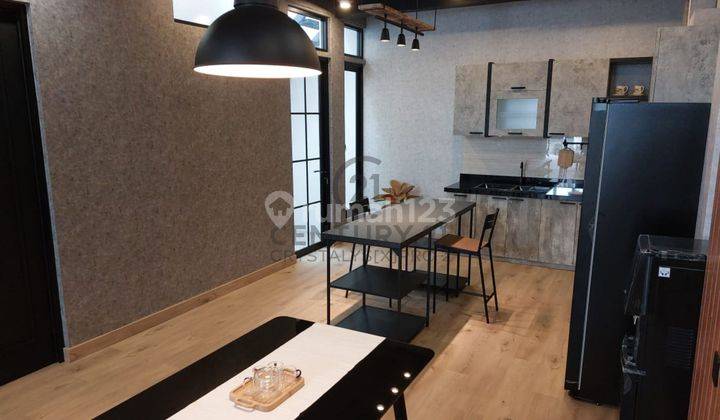 Rumah 1,5 Lantai Baru Fully Furnished di Kbp Kota Baru Parahyangan, Bandung 1