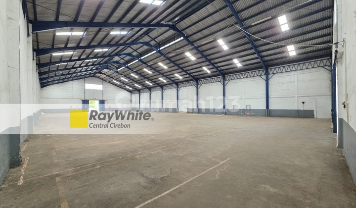 Strategic and Secure Ready-to-Use Warehouse in Cirebon City Strategic and Secure Ready-to-Use Warehouse in Cirebon City
