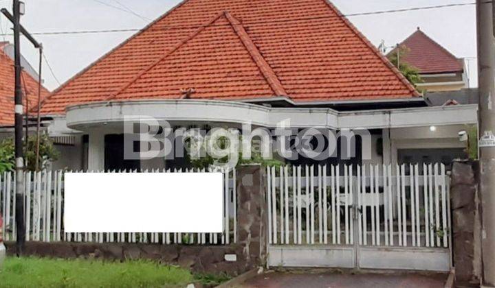 RUMAH ZAMAN BELANDA DI PUSAT KOTA  JL. BAWEAN SURABAYA 1