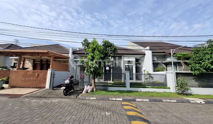 Rumah Lux Batununggal Lestari, Kompleks Batununggal
