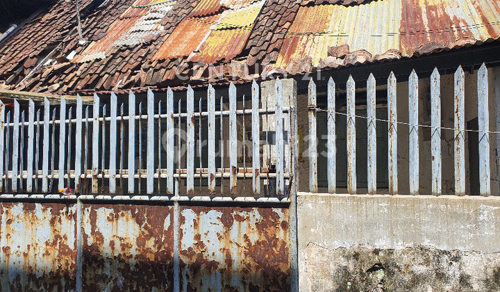 Rumah Tua Hitung Tanah Di Sayap Cibadak Bandung Rumah Tua Hitung Tanah Di Sayap Cibadak Bandung