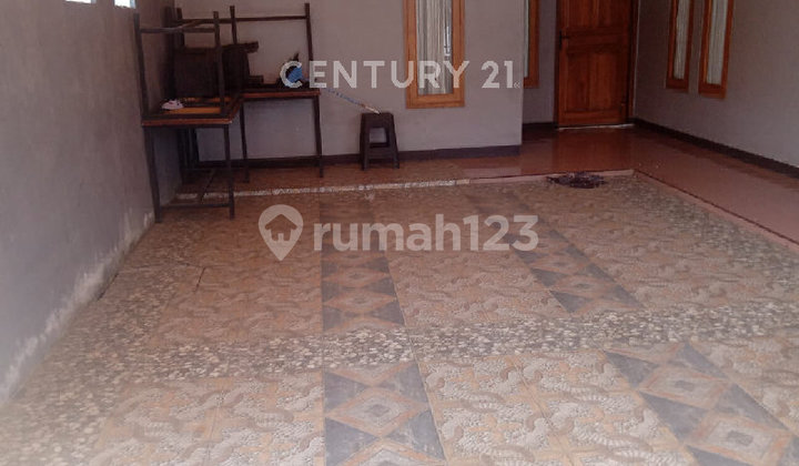 Rumah  Strategis Jalan Raya Sukamulya Cigugur Kuningan Jabar 2