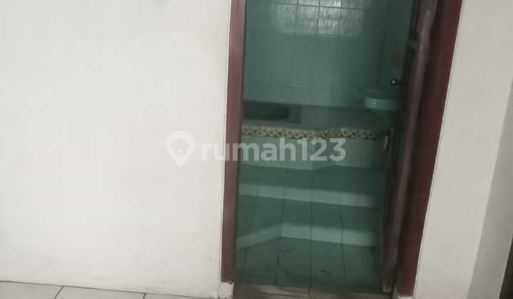 3-Storey Shop House on Ahmad Yani Main Road, Jatibarang, Indramayu 2