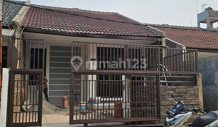 Di Jual Cepat Rumah 3 Kamar Siap Huni di Taman Kopo Indah 2, Bandung Di Jual Cepat Rumah 3 Kamar Siap Huni di Taman Kopo Indah 2, Bandung