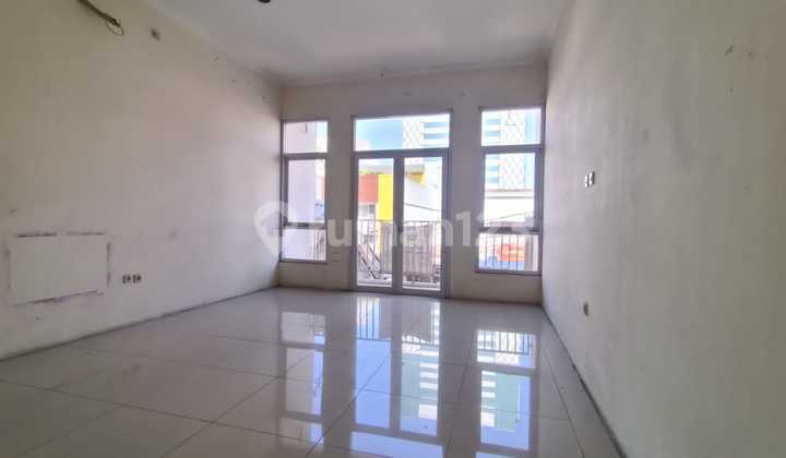 3-Story Shop House in Cibadak Area, Bandung City 2