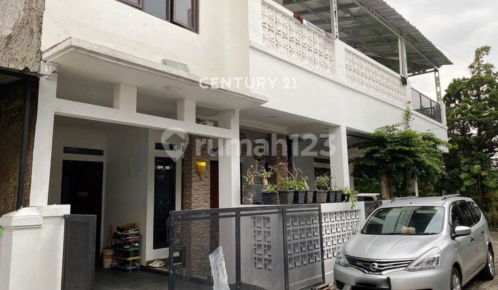 Rumah Cantik 2 Lantai Di Murya Graha Margacinta Buah Batu