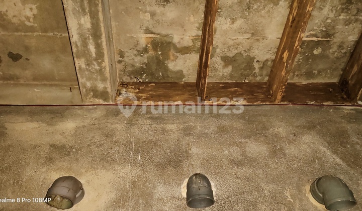 Active 4 1/2-Story Swiftlet House in Bukit Intan 1