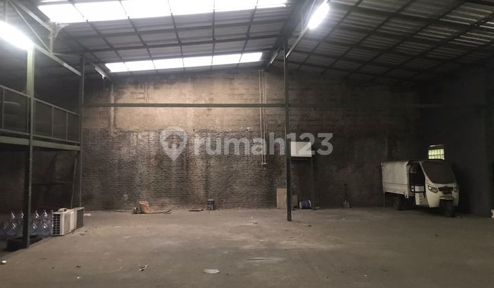 Gudang + Tanah Lokasi Mainroad Akses Kontainer 40feet di Soekarno Hatta Gudang + Tanah Lokasi Mainroad Akses Kontainer 40feet di Soekarno Hatta