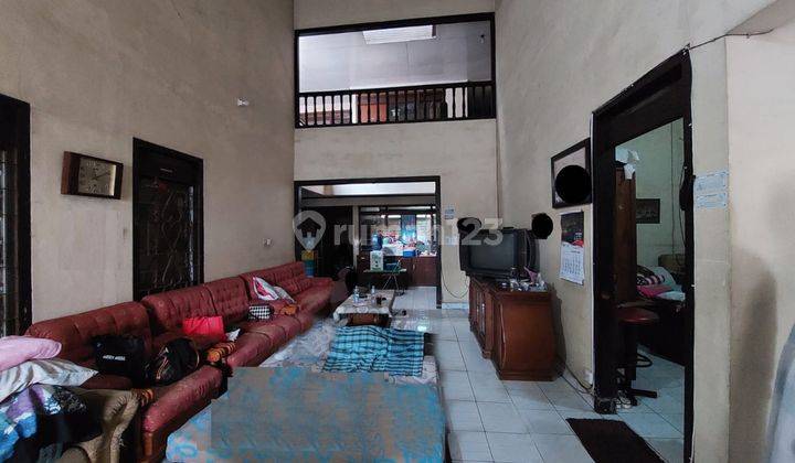 Rumah Bagus 6 Kamar Tidur di Suryalaya 1