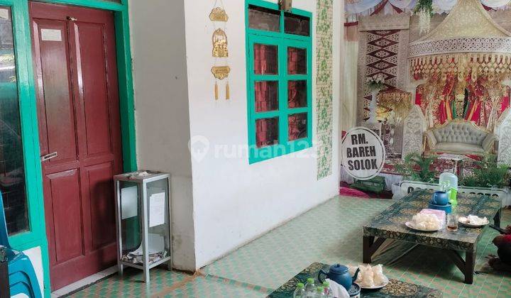 Rumah 1,5 Lantai Daerah Komplek di Margahayu Kencana 1