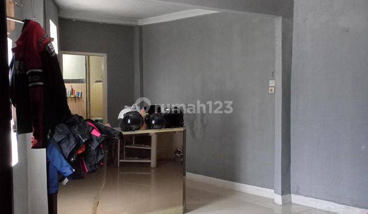 Rumah Modern Minimalist 2 Lantai di Kopo Mas 2