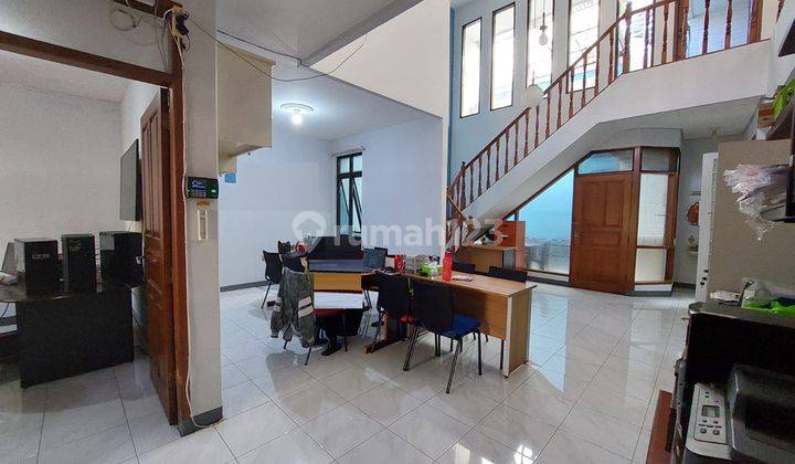 Rumah Terawat Cocok Untuk Kantor di Pasirluyu 1