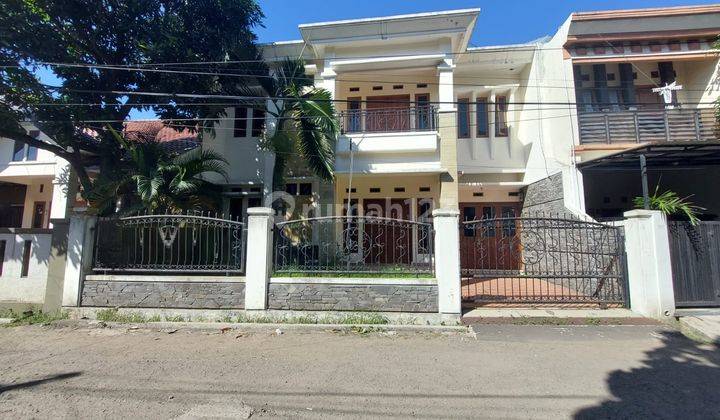 Rumah Bagus Plafon Tinggi Nyaman Terawat di Pasirluyu 1