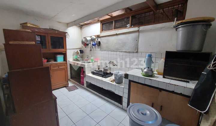 Rumah Area Komersil Cocok Dibangun Ruko di Srimahi 2