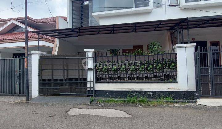 Rumah Siap Huni Lokasi Dekat Ke Jalan Utama Strategis di Kembar 1