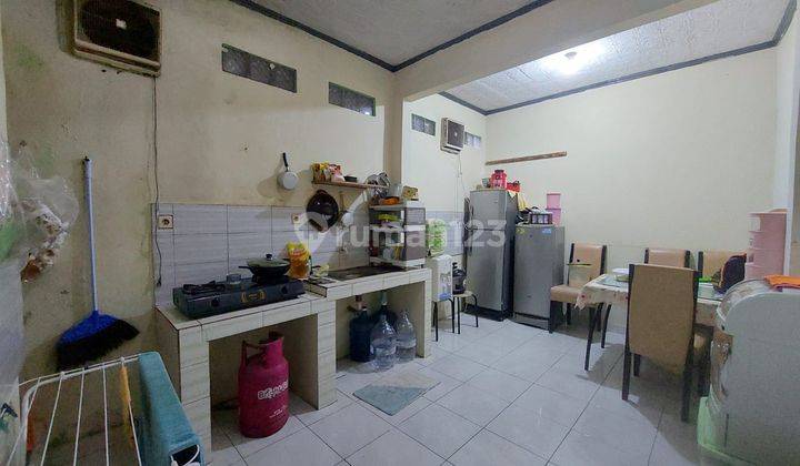 Rumah Bangunan Terawat Minim Renovasi di Permata Kopo 2