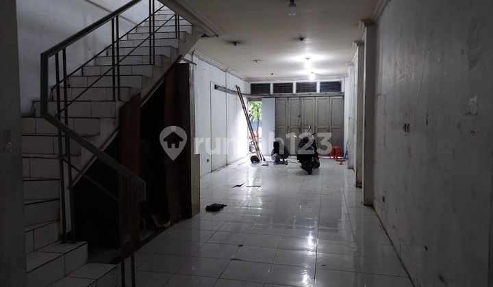 Ruko Dekat Ke Terminal, Tol, Dan Pusat Kota di Leuwi Panjang