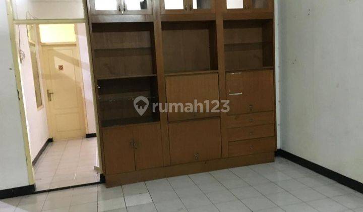 Rumah Lingkungan Keamanan 24 Jam, Lokasi Dekat Ke Tol di Kembar 2