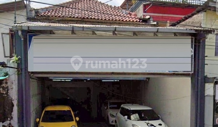 Main Road Showroom & Strategic Business for Rent