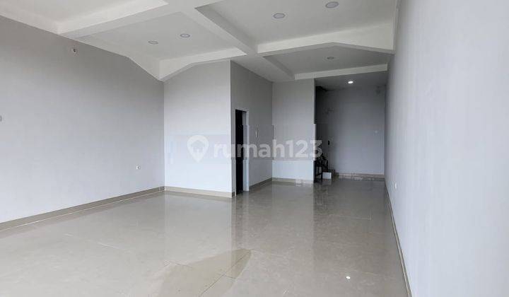 Ruko Baru Lokasi Mainroad Cocok Untuk Segala Usaha di Cikutra 2