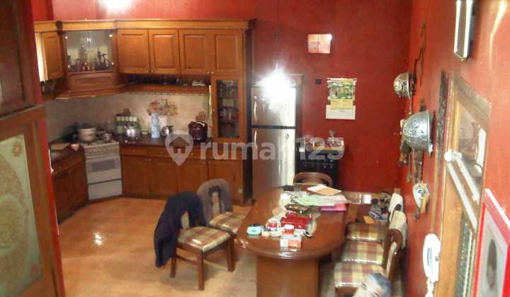 Classic House with Teak Wood Furniture in Taman Cibaduyut Indah 2