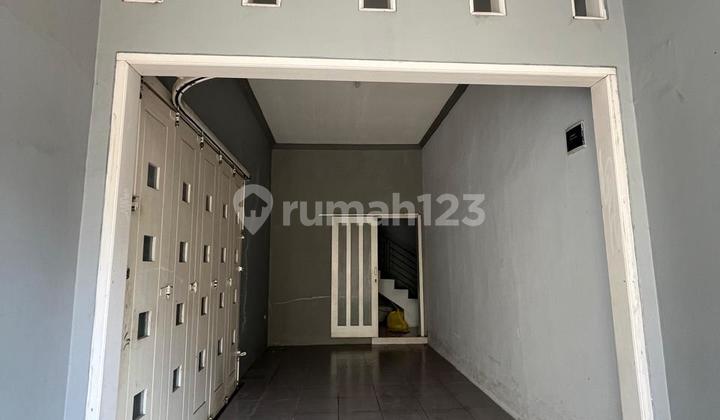 Minimalist House, Ready to Occupy in Nata Endah Available for Rent 2